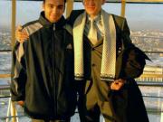Աստանայում իր ընկեր գրոսմայստեր Դարմեն Սադվակասովի հետ-2004թ.
